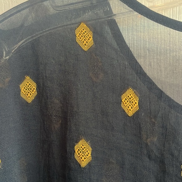 Ann Taylor Sheer Navy Blouse with Gold Embroidered Detail Size Medium - Picture 3 of 8